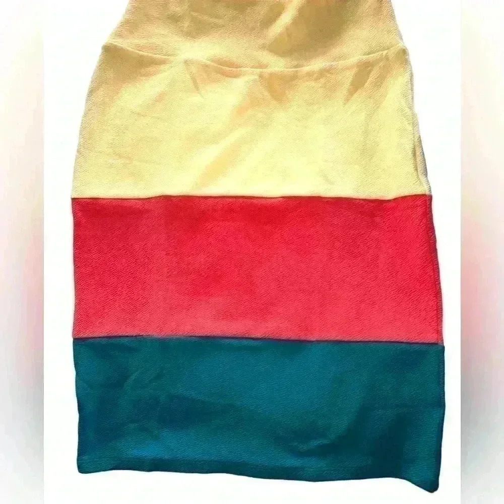 Lularoe‎ medium tri color Cassie pencil skirt . Yellow, orange ,  & green. NWT